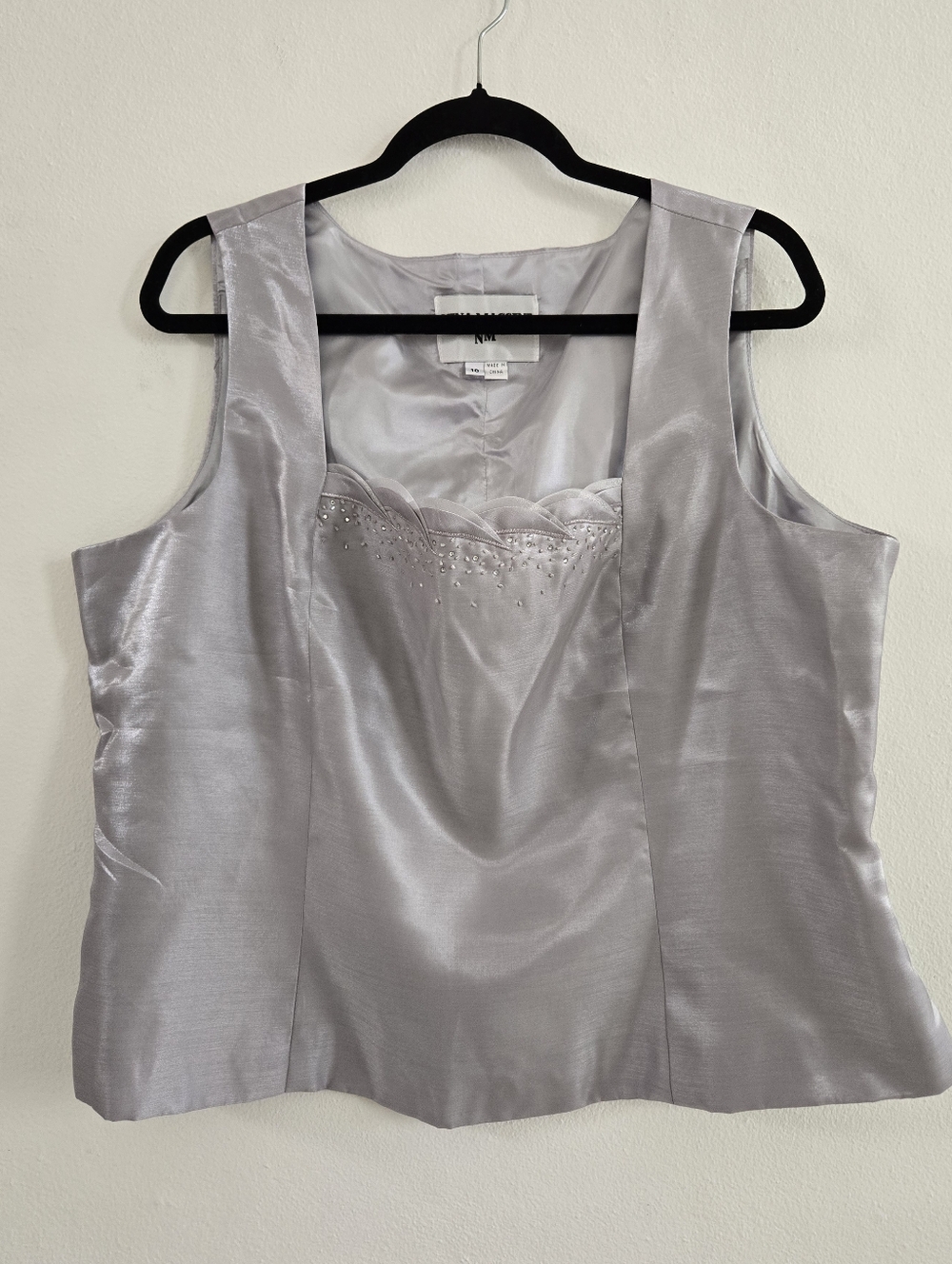 Nina Massini Silver Sleeveless Satin Shell Embelish Top Size 18